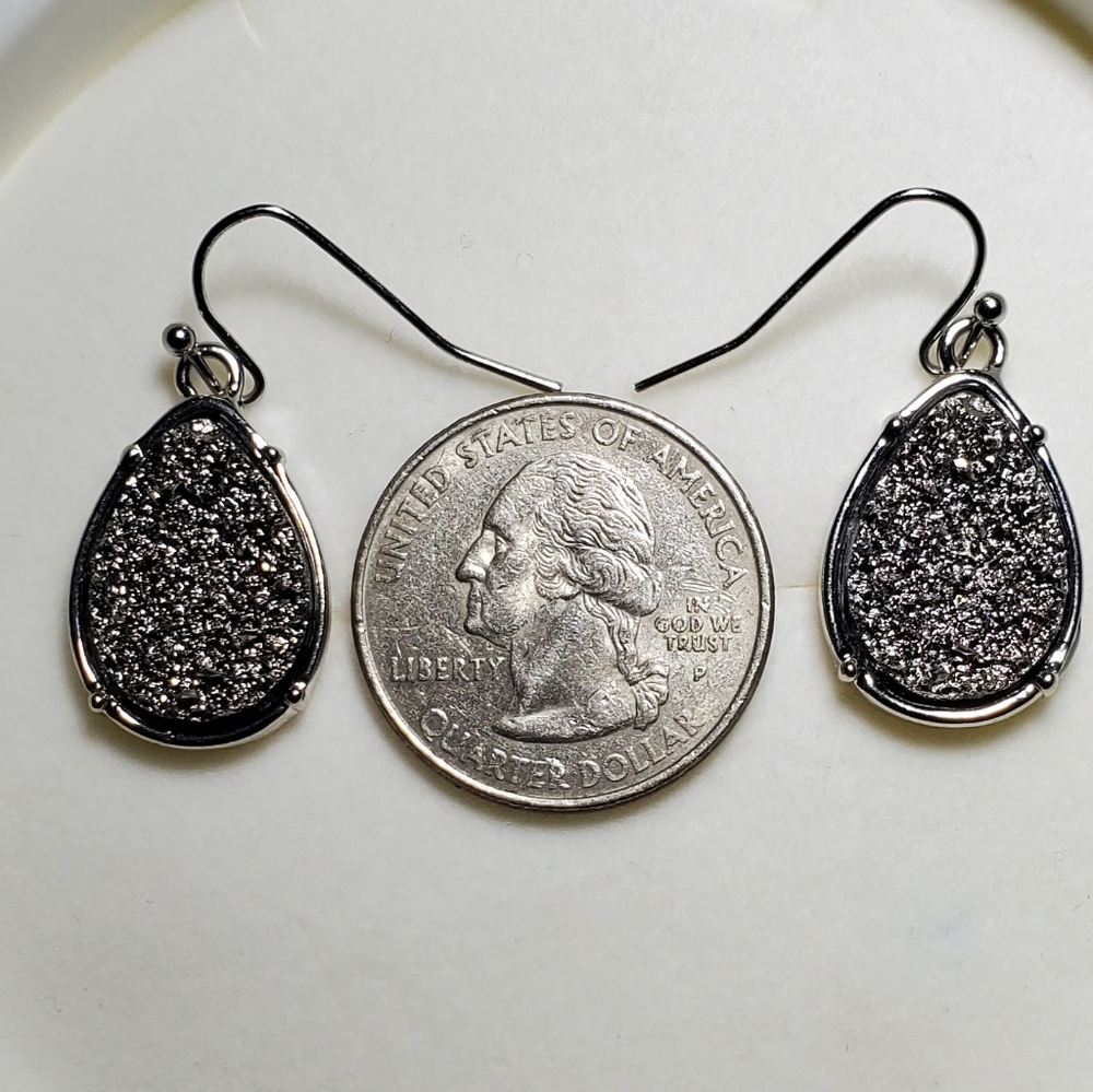 Silver Earrings - Picture 3 of 3